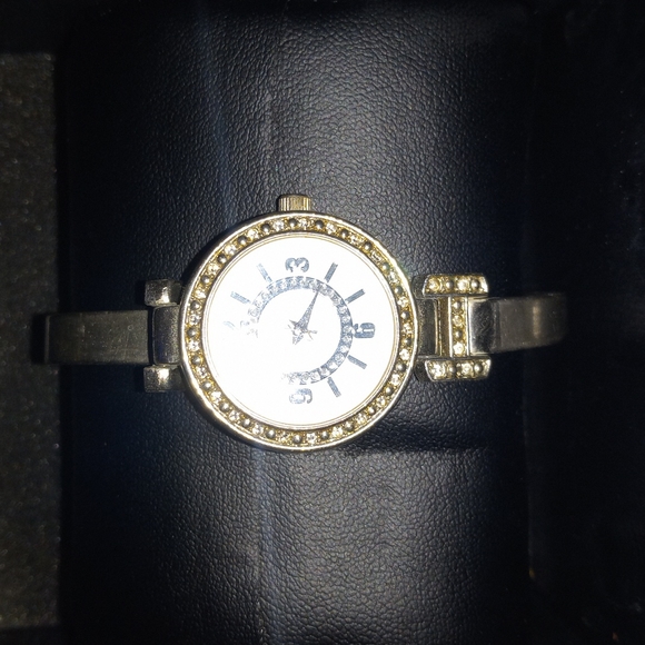 Japan. Watch - Picture 2 of 3